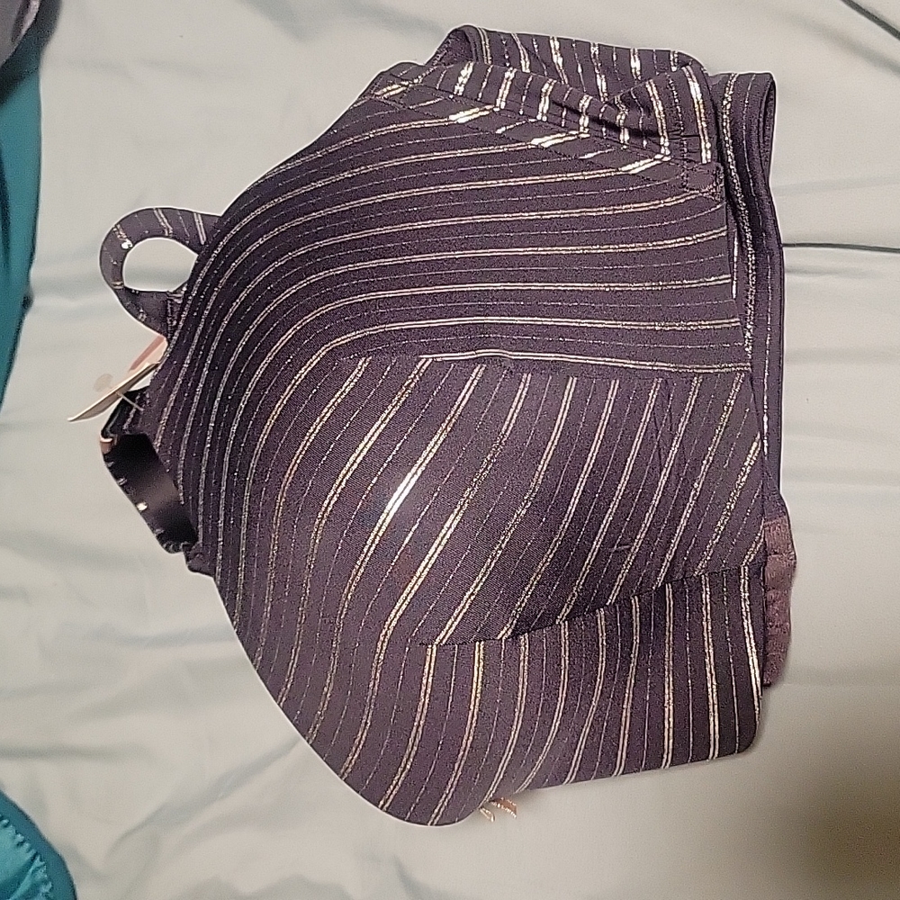 Lane bryant Cacique lightly lined t-shirt bra